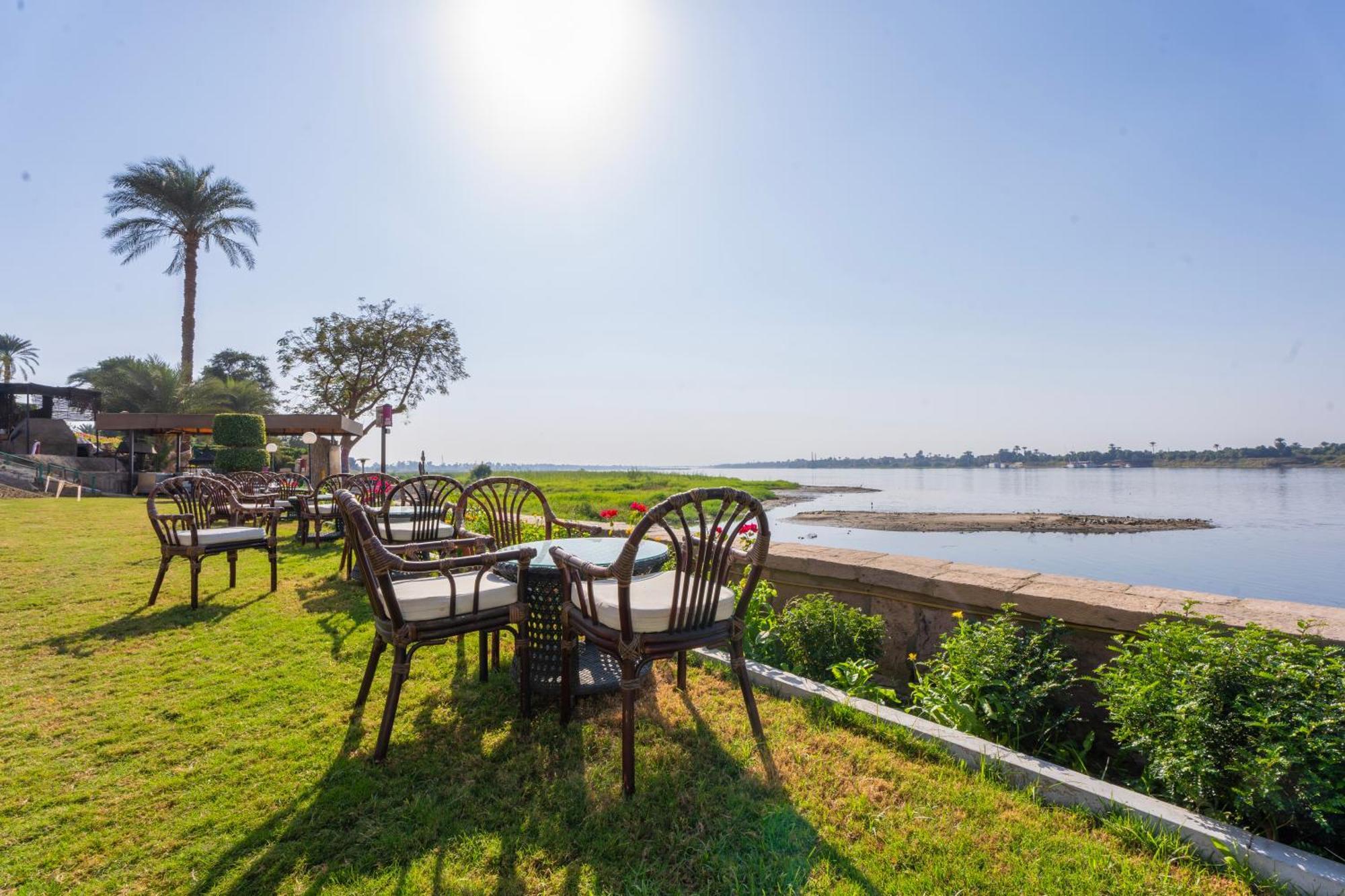 Jolie Ville Hotel & Spa Kings Island Luxor Bagian luar foto View of the Nile from the hotel