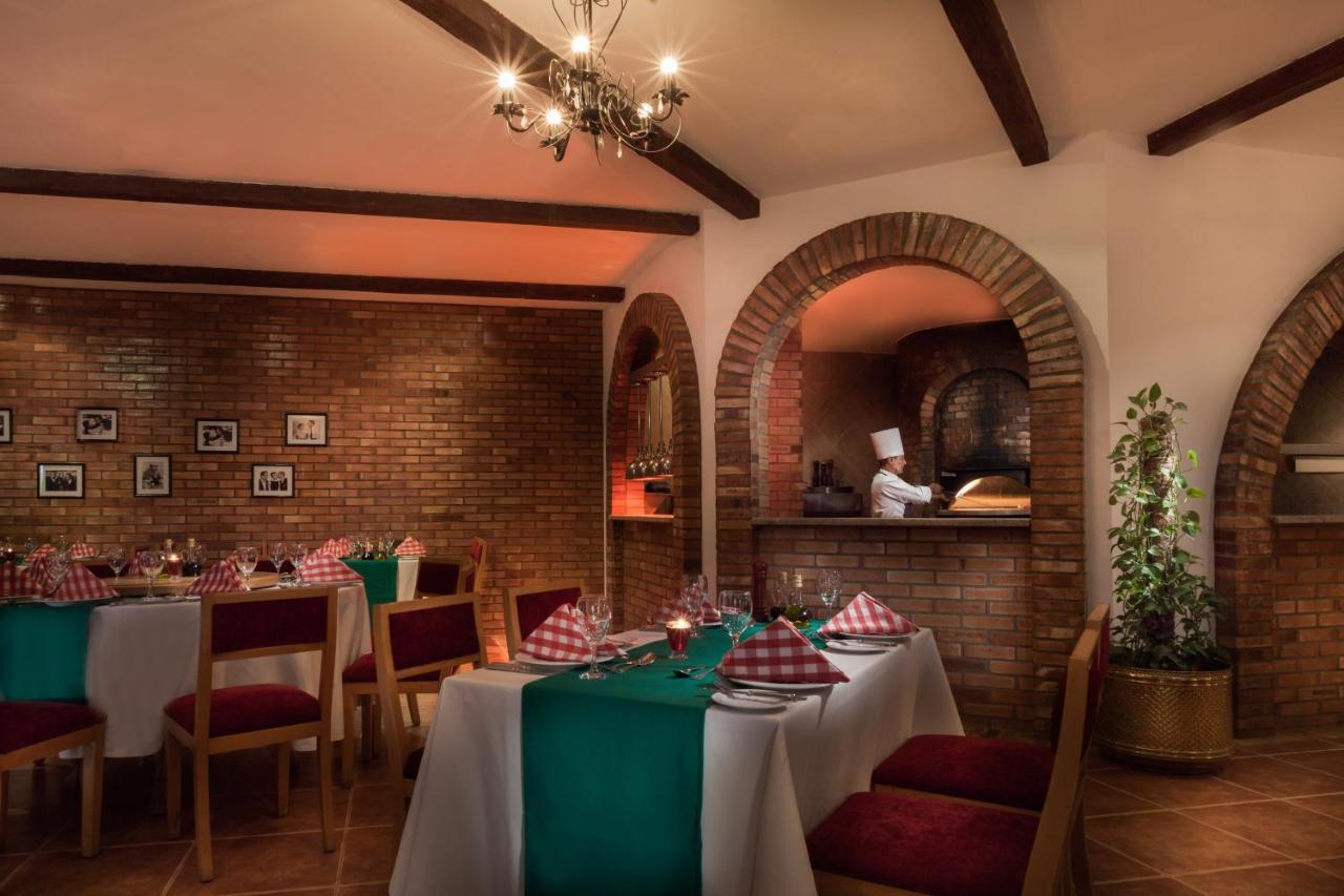 Jolie Ville Hotel & Spa Kings Island Luxor Bagian luar foto Restaurant